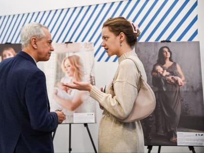 Фотографии женщин, родивших вопреки обстоятельствам, представила в Тюмени Наталья Москвитина