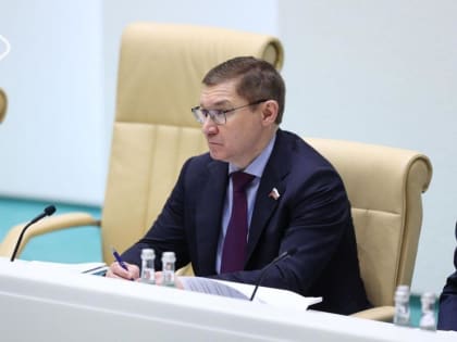 Владимир Якушев призвал ускорить принятие стандартов по господдержке занятости