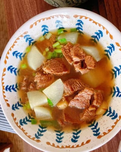 Beef brisket with daikon