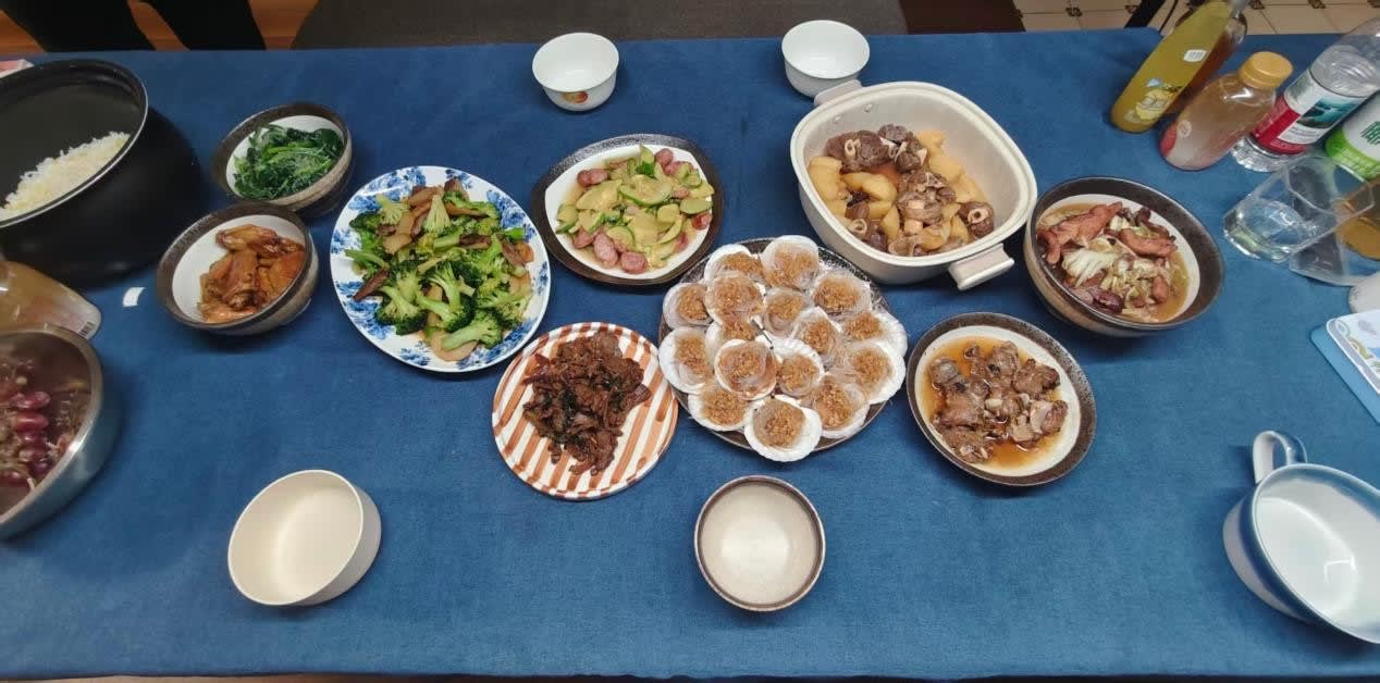 Lion’s Family food photo 10