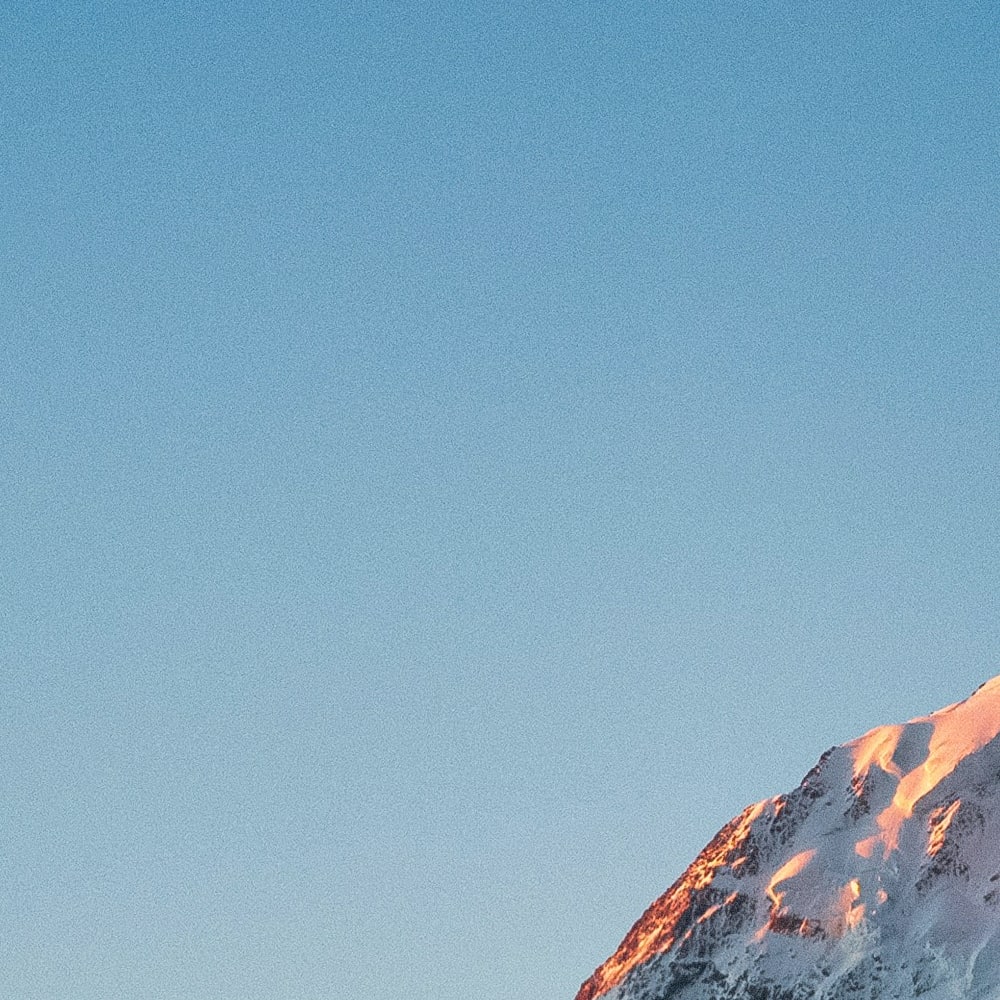 Encart d'information empreinte carbone, graphique de rémunération moyenne et tableau des employés