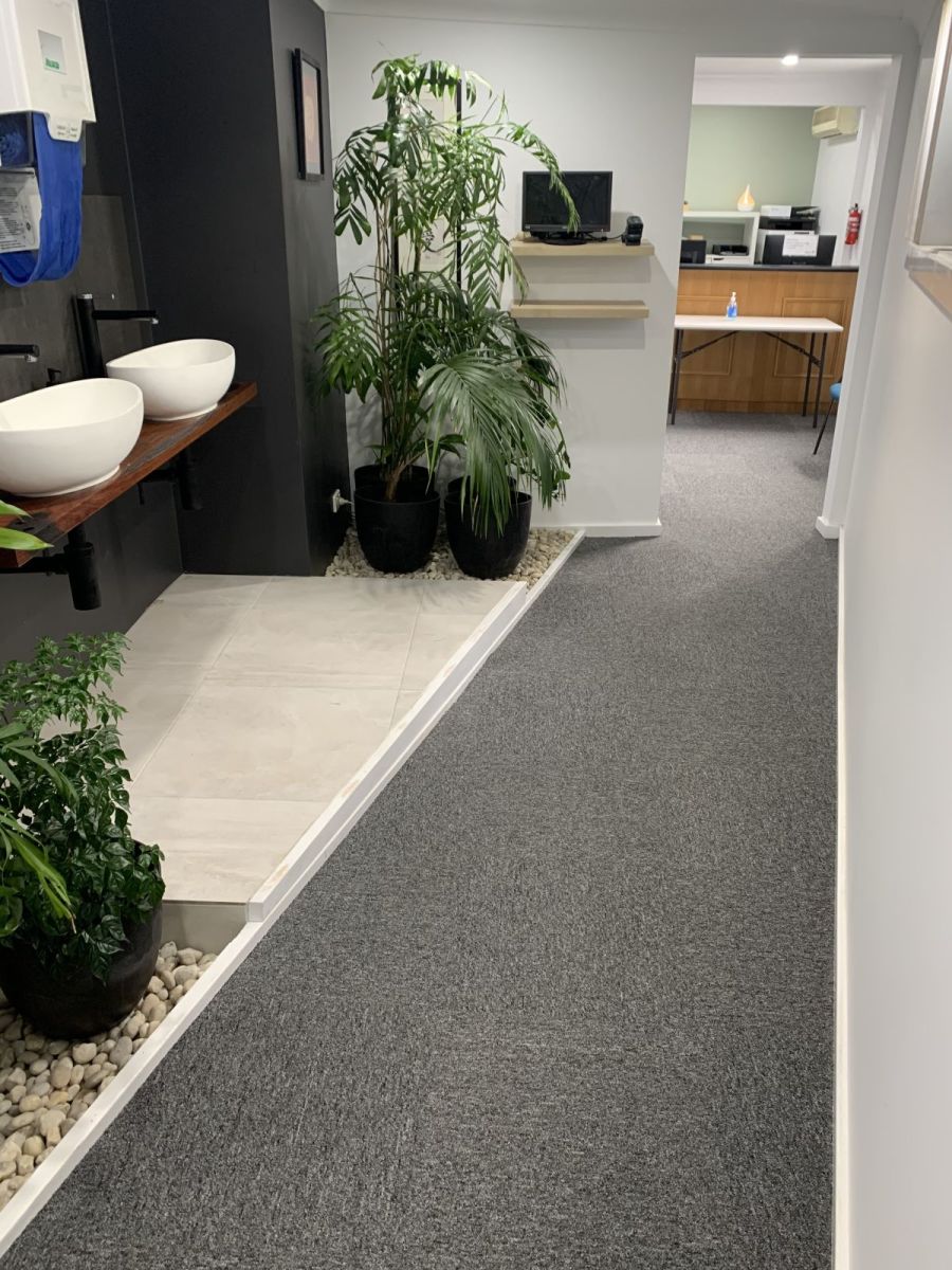 Shadow - Ultimate Range