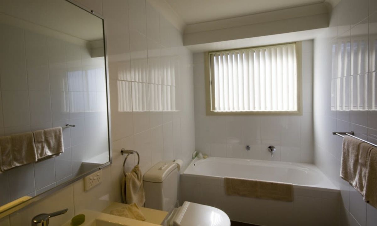 Coastal Horizons Townhouses Multi-Residential bathroom