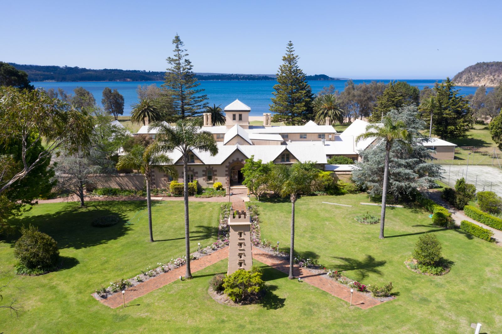 Sea Horse Inn sky view