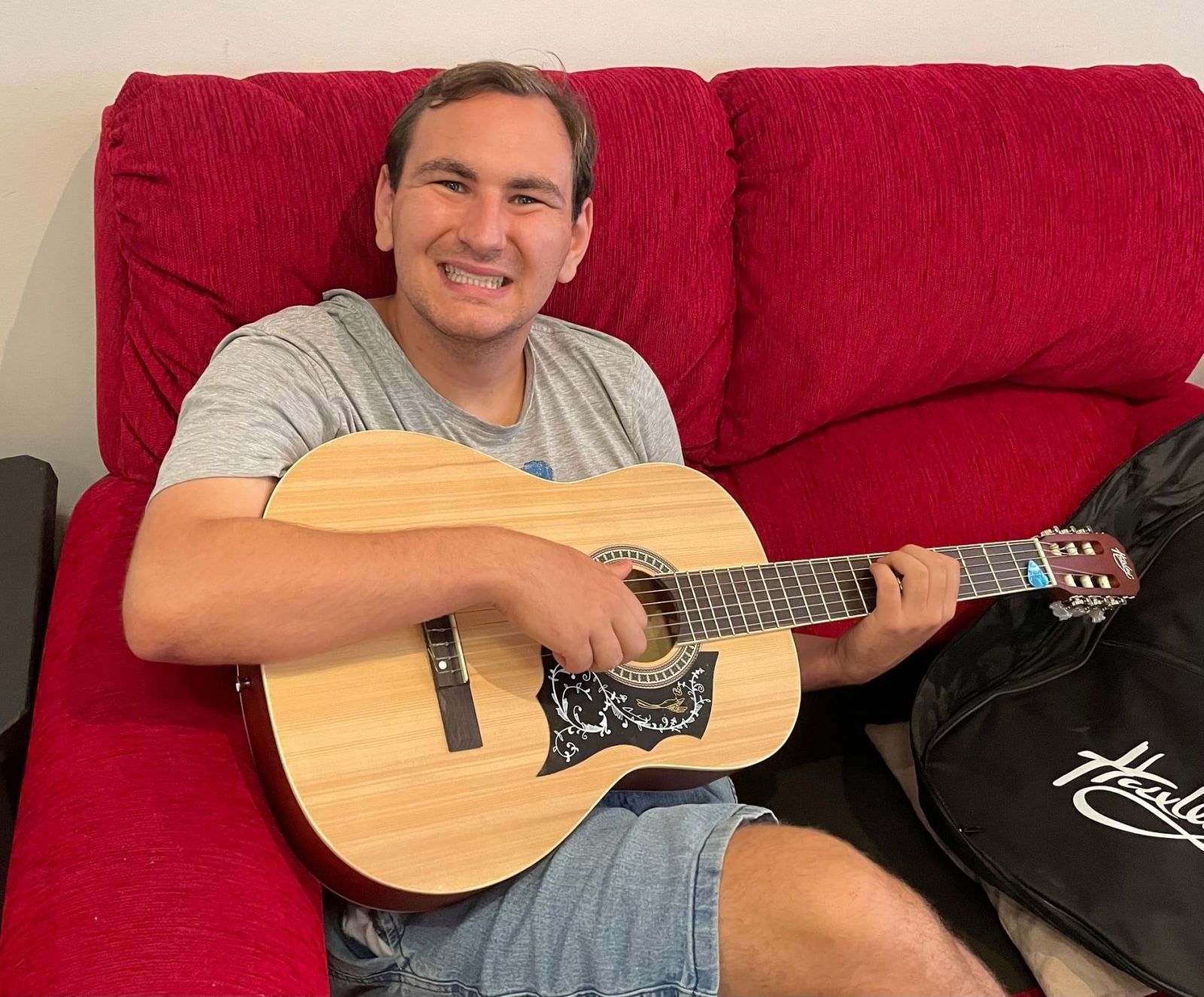 Man playing the guitar