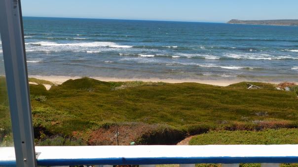 Witsand self-catering flat at the sea