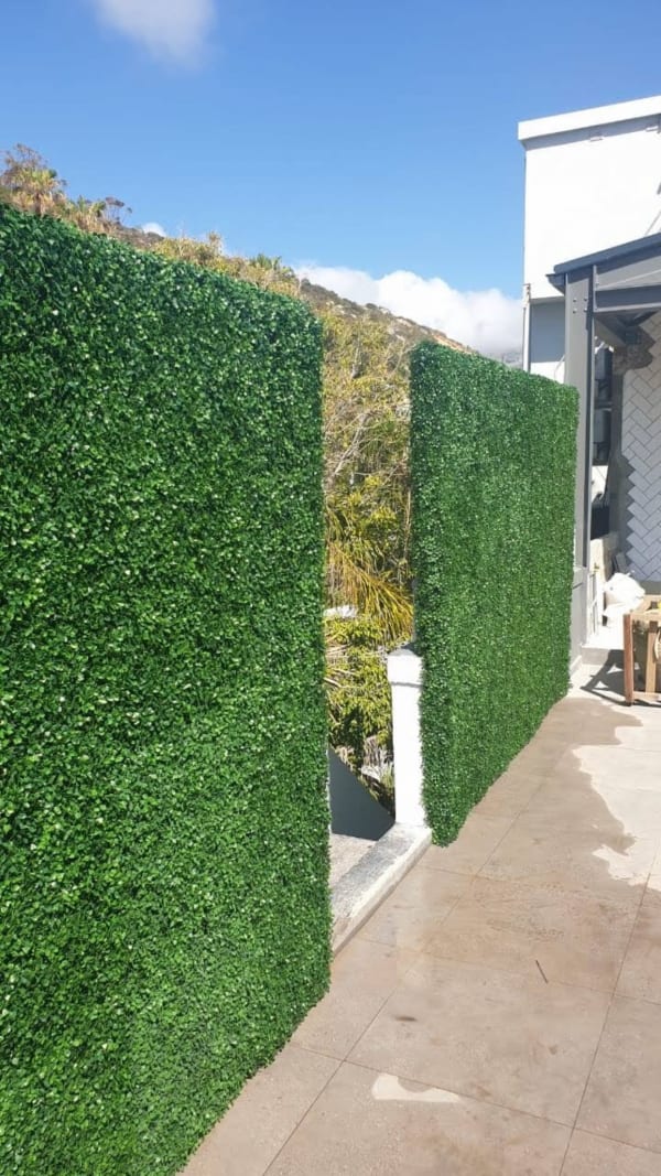 Easy Ivy collaboration residential steelwork by Steel Art Metal Work