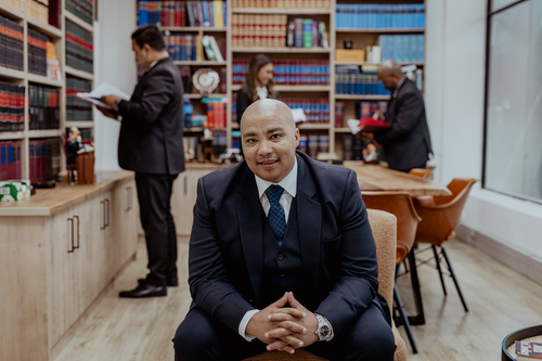 Bruce Hendricks, Managing Director