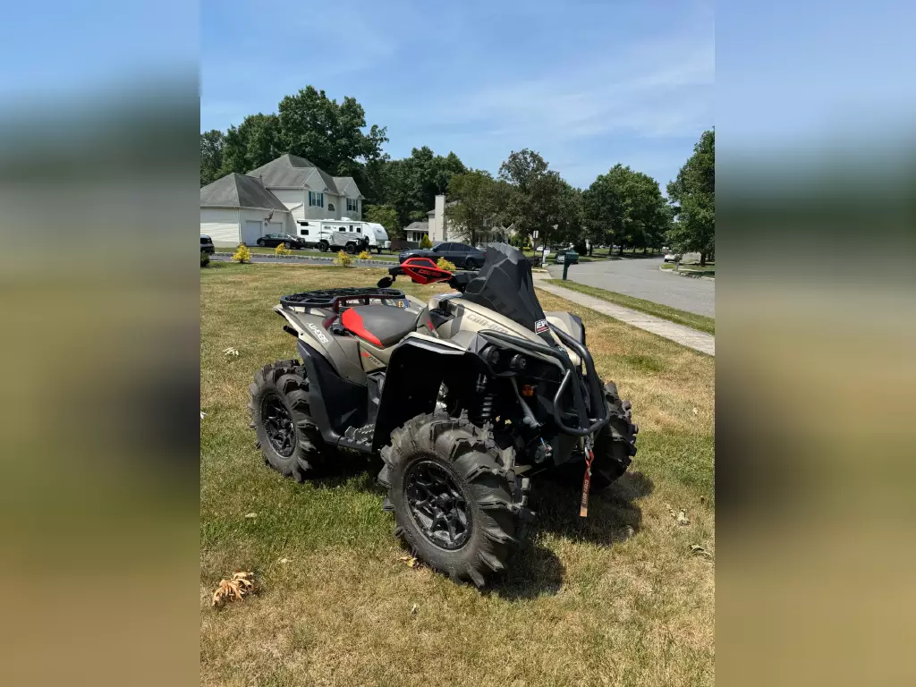 Can-Am Renegade X MR 1000R