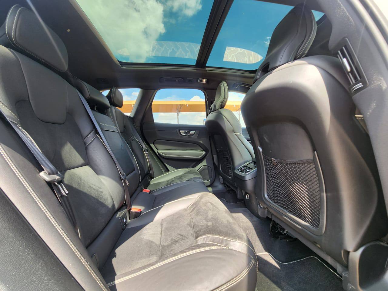 Volvo XC60 D4 R-Design 2019