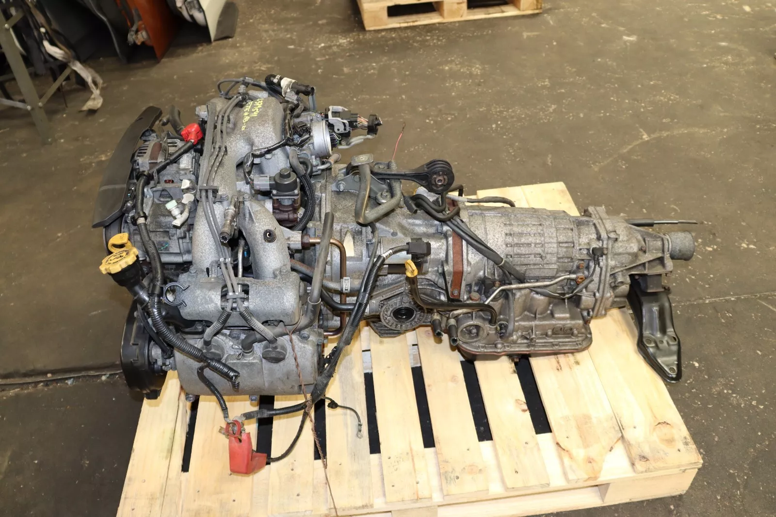 Subaru EJ25 2.5L Boxer-4 Engine