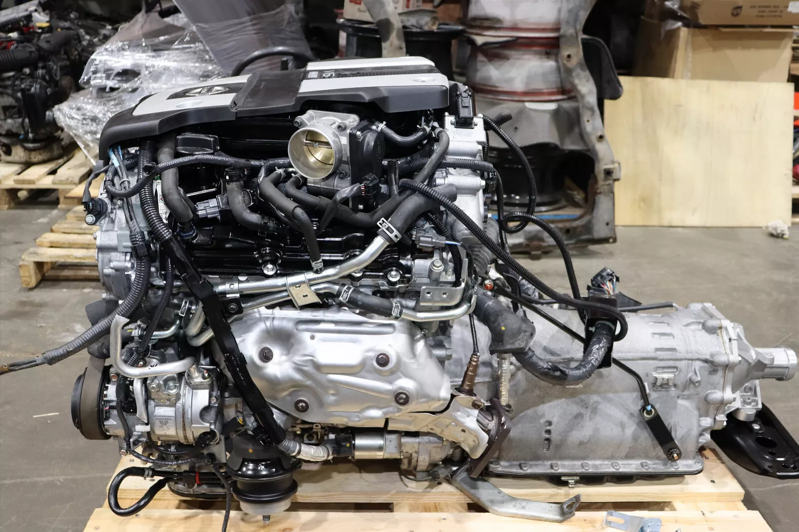 Nissan VR38DETT Twin-Turbocharged V6 Engine