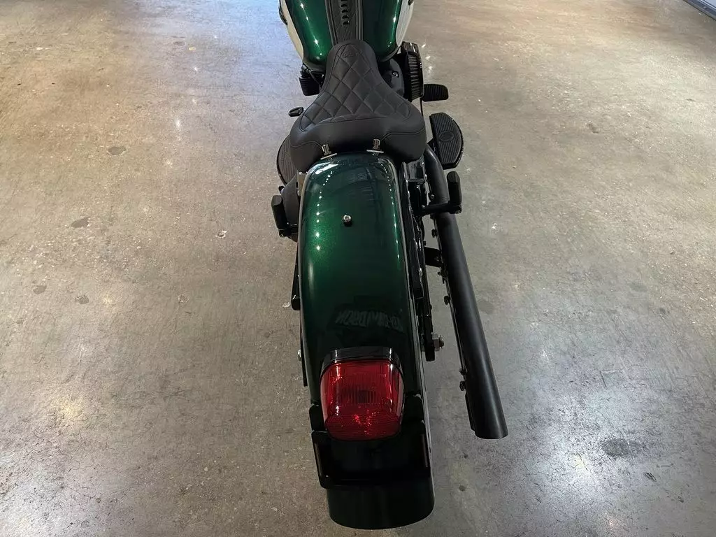 Harley-Davidson Heritage Classic(FLHCS)