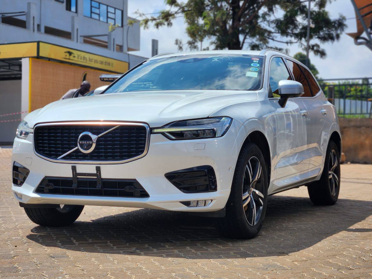 Volvo XC60 D4 R-Design 2019