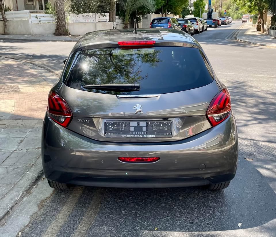Peugeot 208 Allure 2019