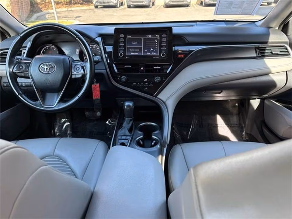 Toyota Camry 2023