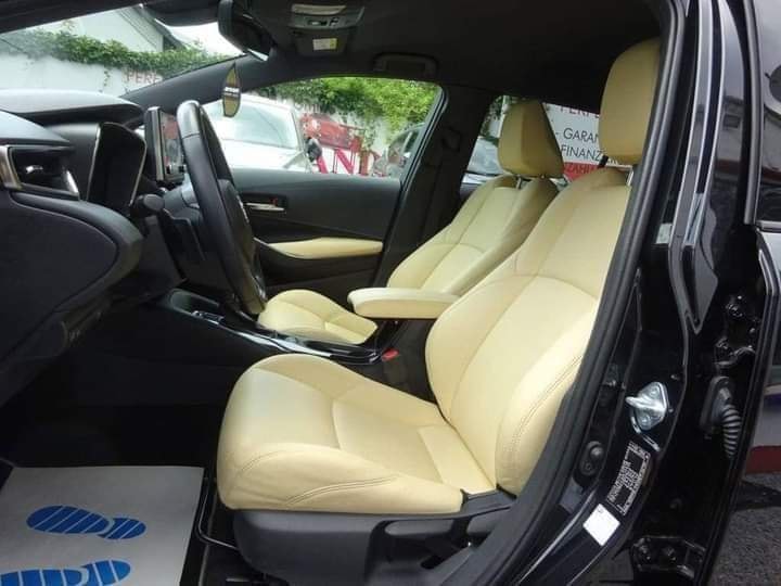 Toyota Corolla Touring Sports Hybrid Icon Tech 2019