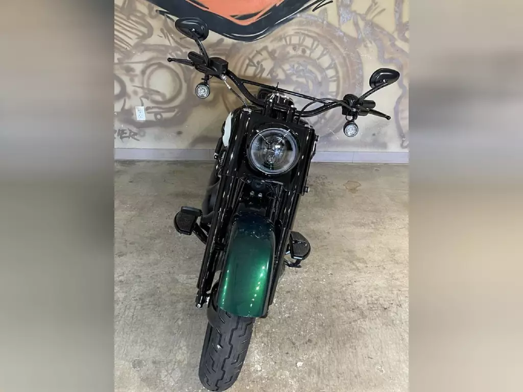 Harley-Davidson Heritage Classic(FLHCS)