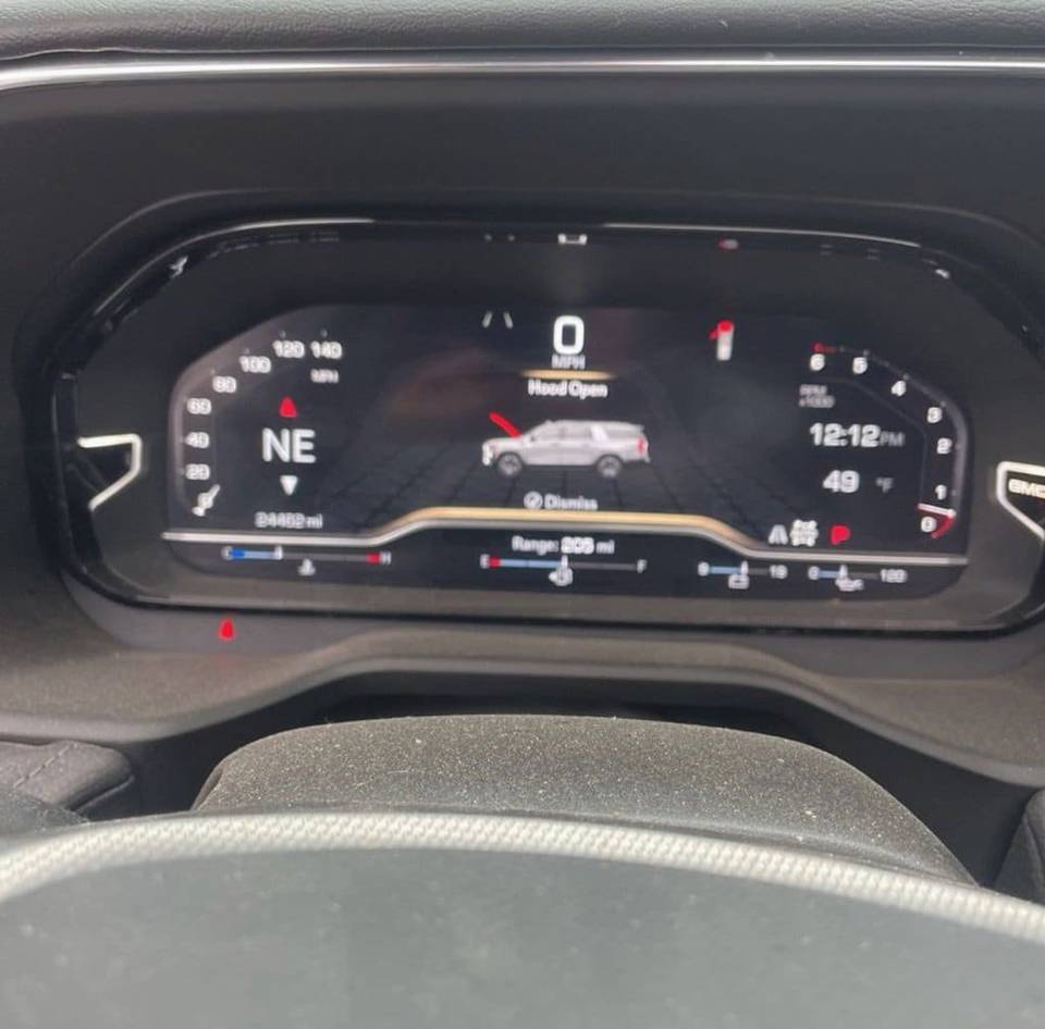 GMC Yukon Denali 2023