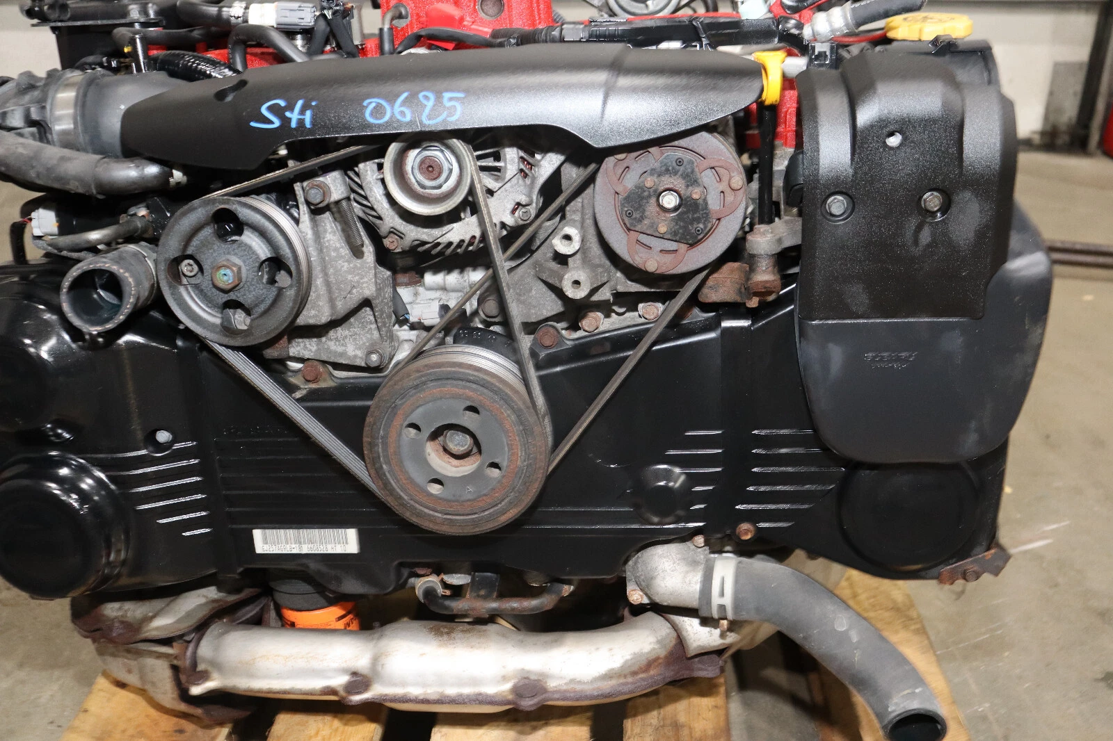 Subaru 2.5L EJ25 Boxer Engine