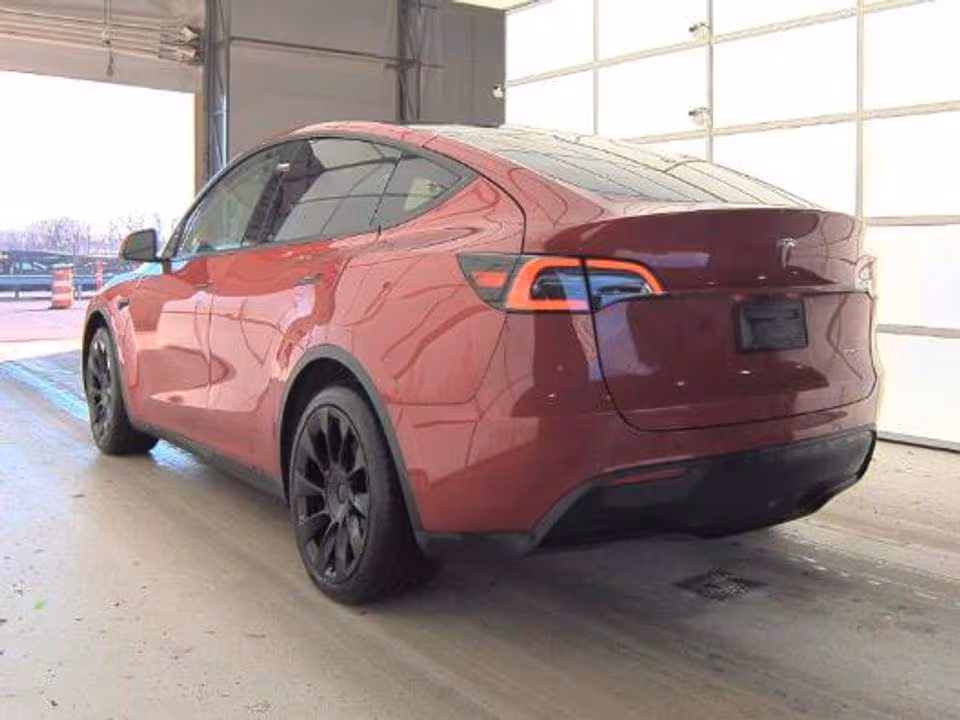 Tesla Model Y 2022