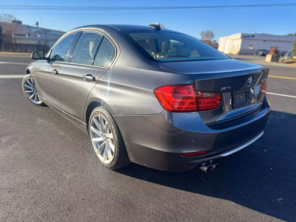 BMW 328i xDrive 2013