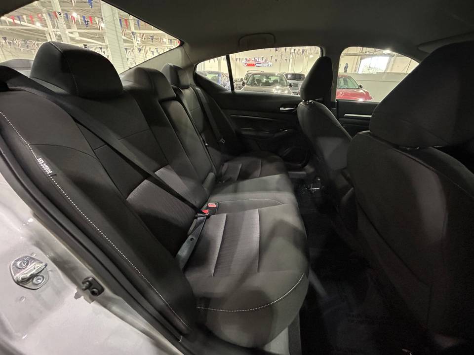 Nissan Altima 2021