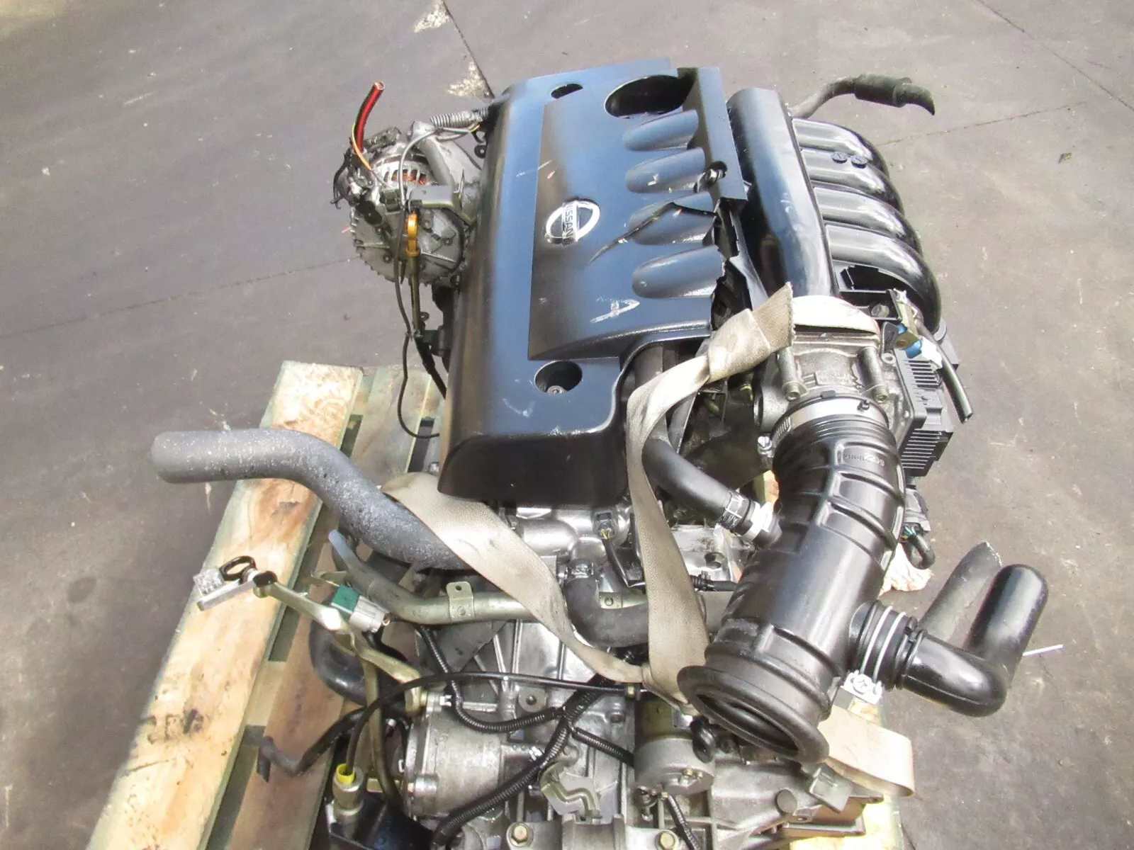 Nissan Altima 2.5L DOHC Engine