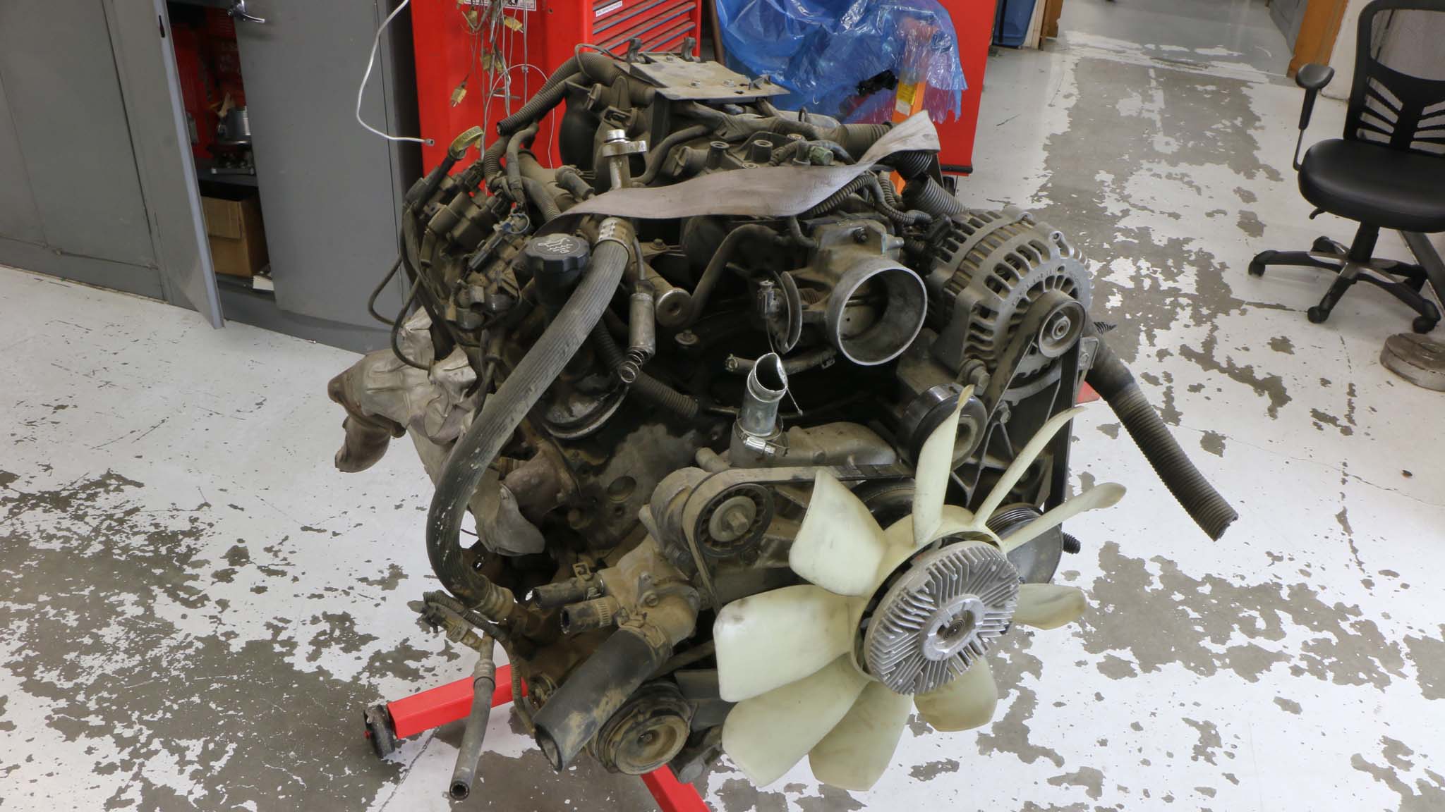 Chevy 4.8L LR4 Vortec Engine