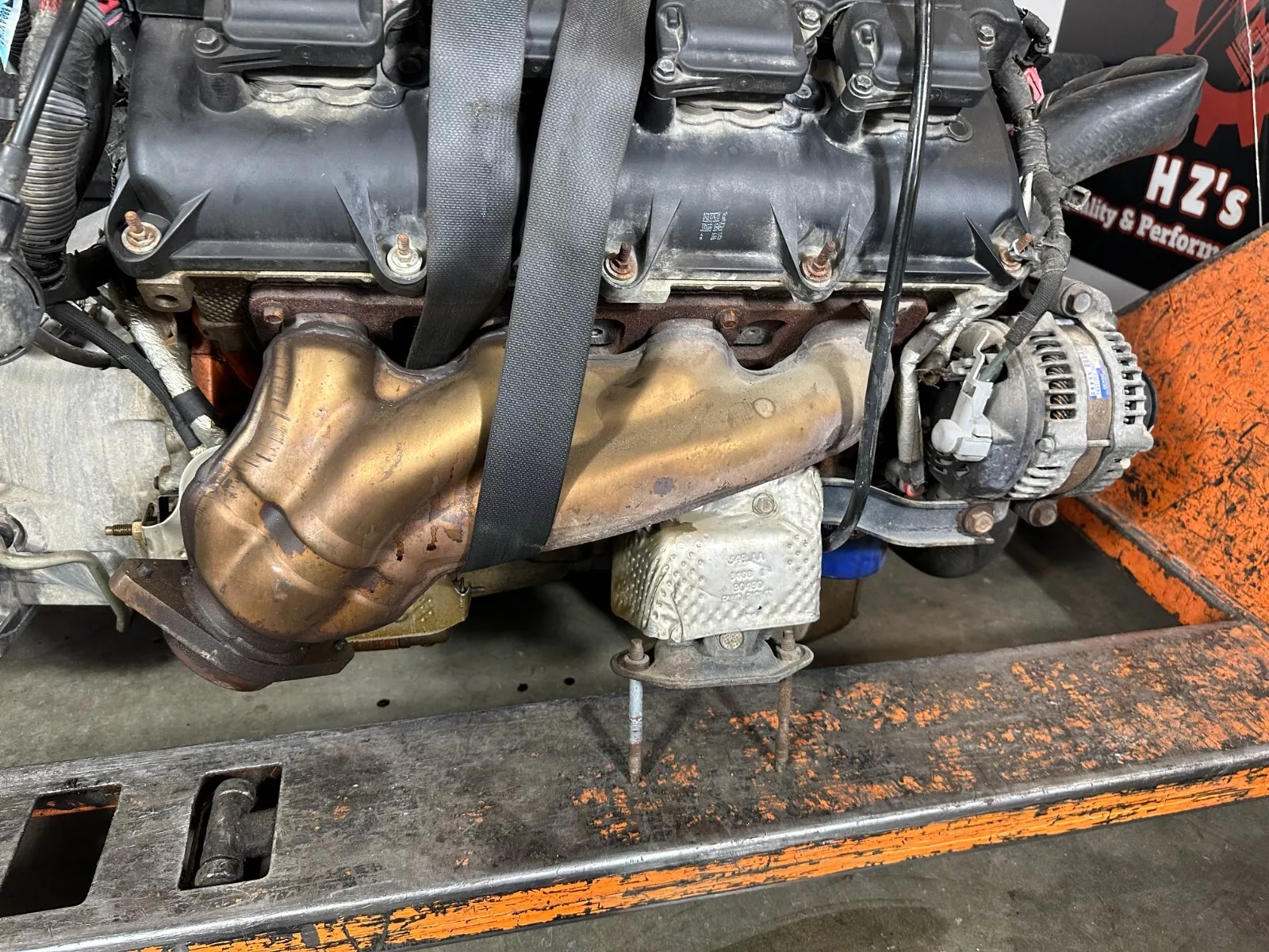 Dodge Hellcat 6.2L Supercharged V8 Engine