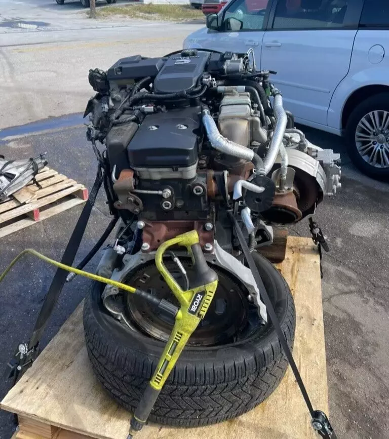 Cummins 6.7L Diesel Engine