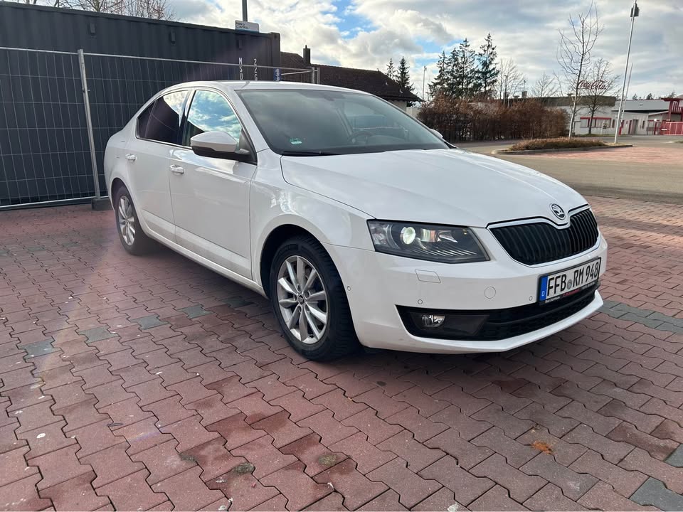 Skoda Octavia TDI Elegance 2013