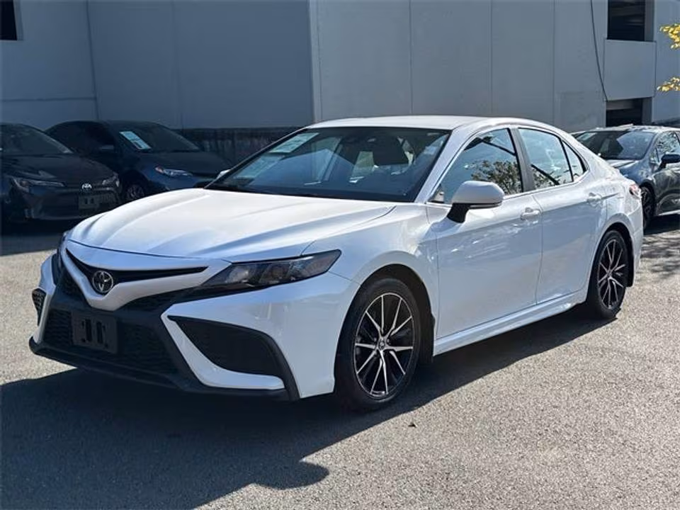 Toyota Camry 2023