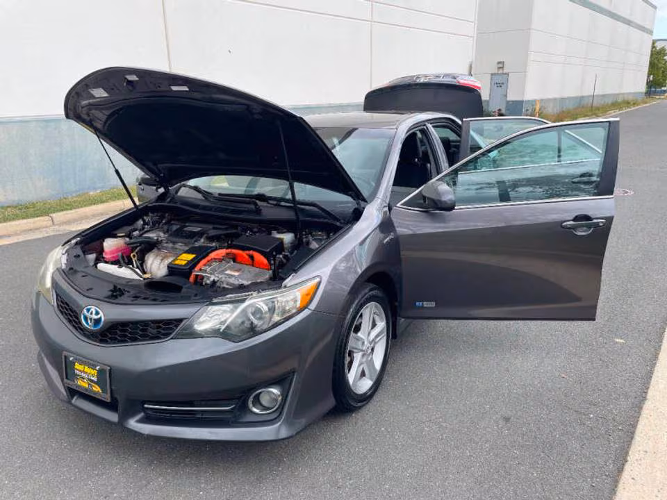 Toyota Camry SE 2014