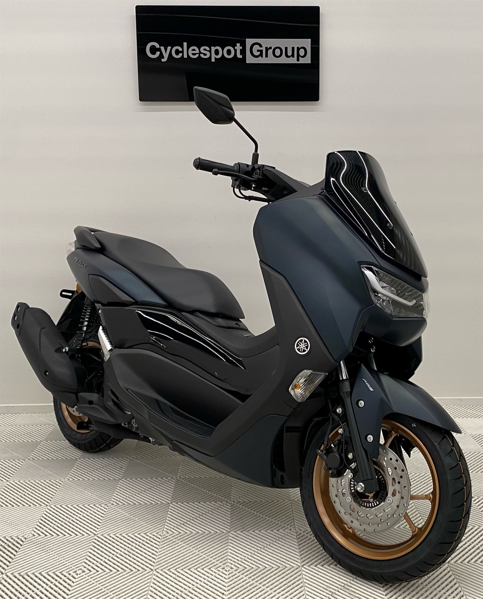 2024 Yamaha NMAX 155