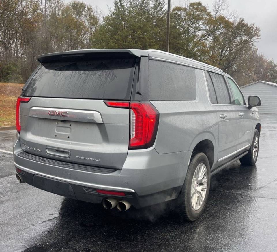 GMC Yukon Denali 2023