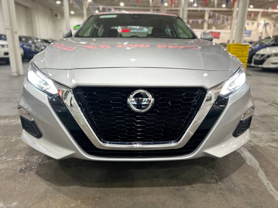 Nissan Altima 2021
