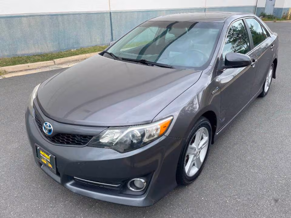 Toyota Camry SE 2014