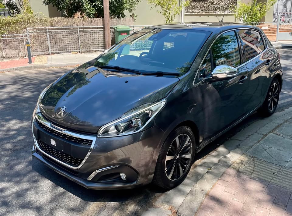 Peugeot 208 Allure 2019