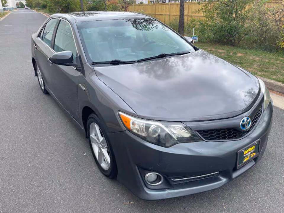 Toyota Camry SE 2014