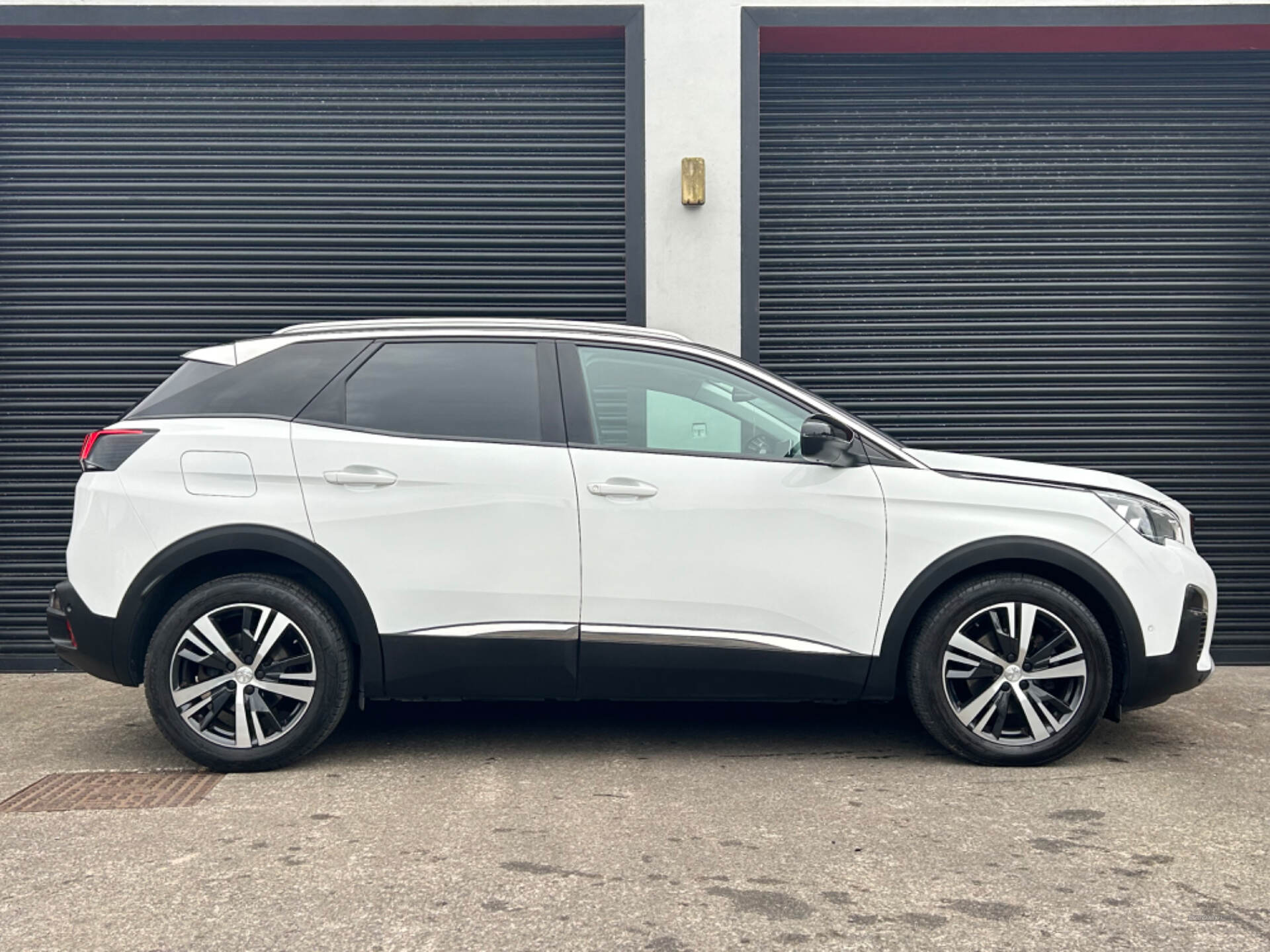 Peugeot 3008 1.5 BlueHDi Allure 2019