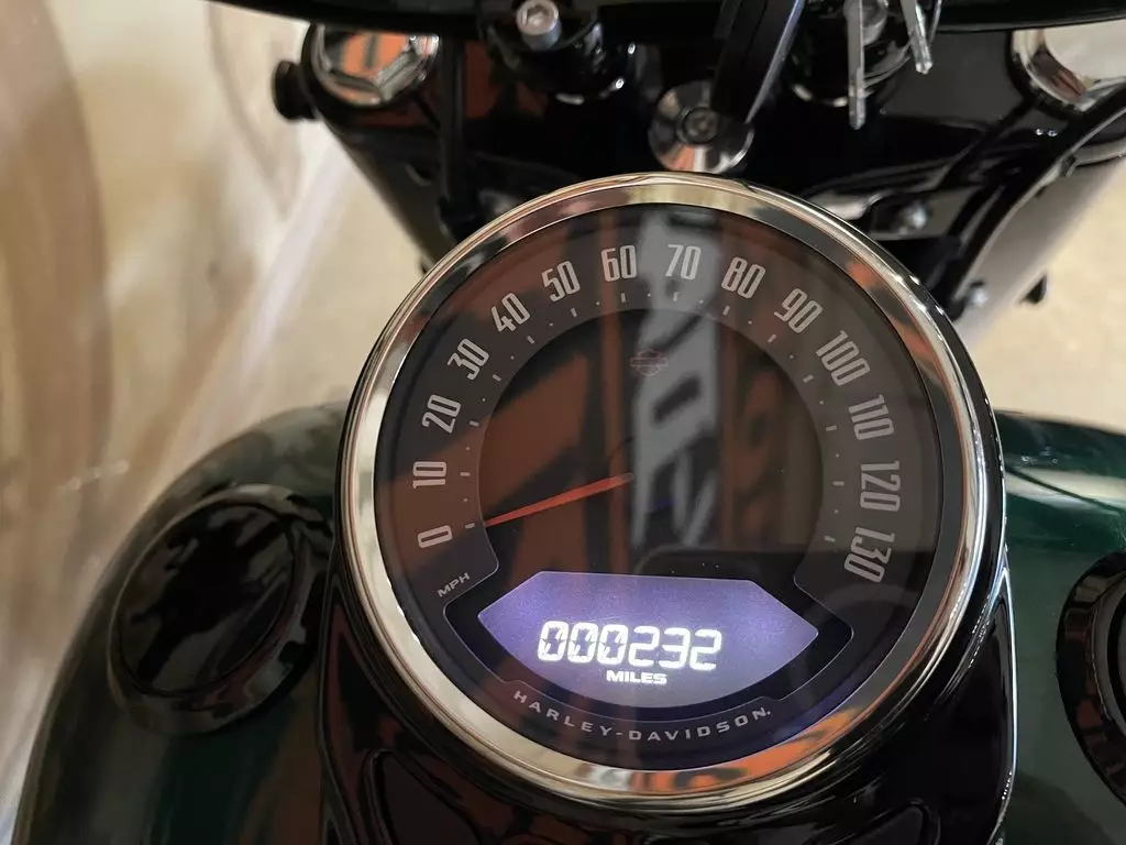 Harley-Davidson Heritage Classic(FLHCS)