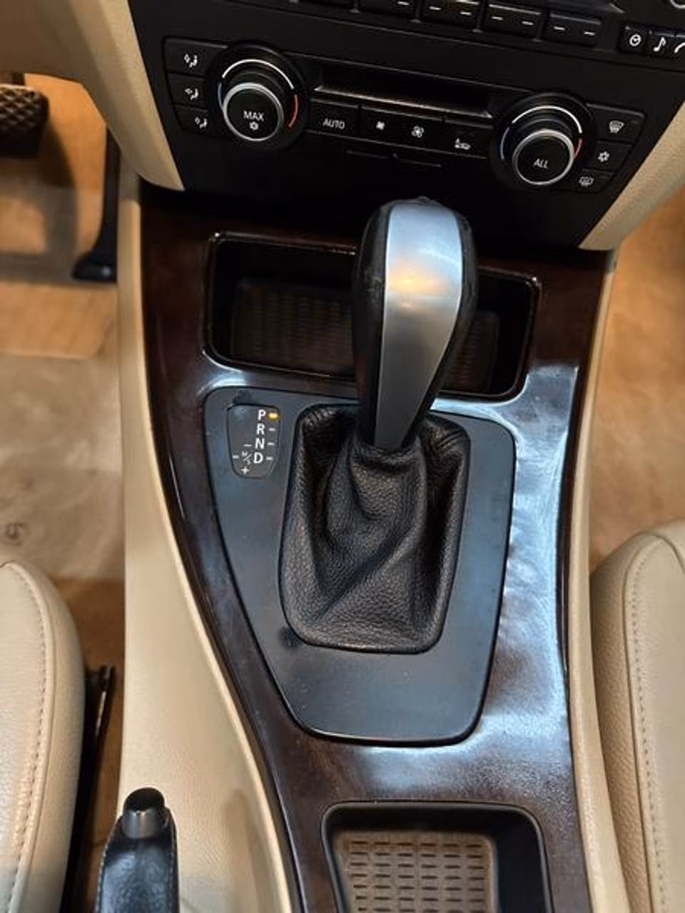 BMW 3 Series 2011