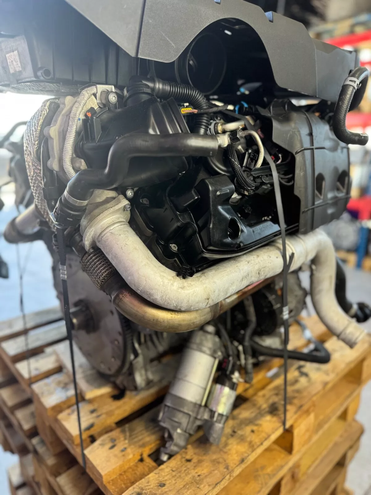 Audi 4.0L Twin-Turbocharged V8 Engine