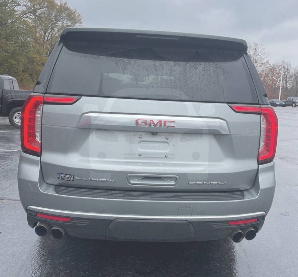 GMC Yukon Denali 2023