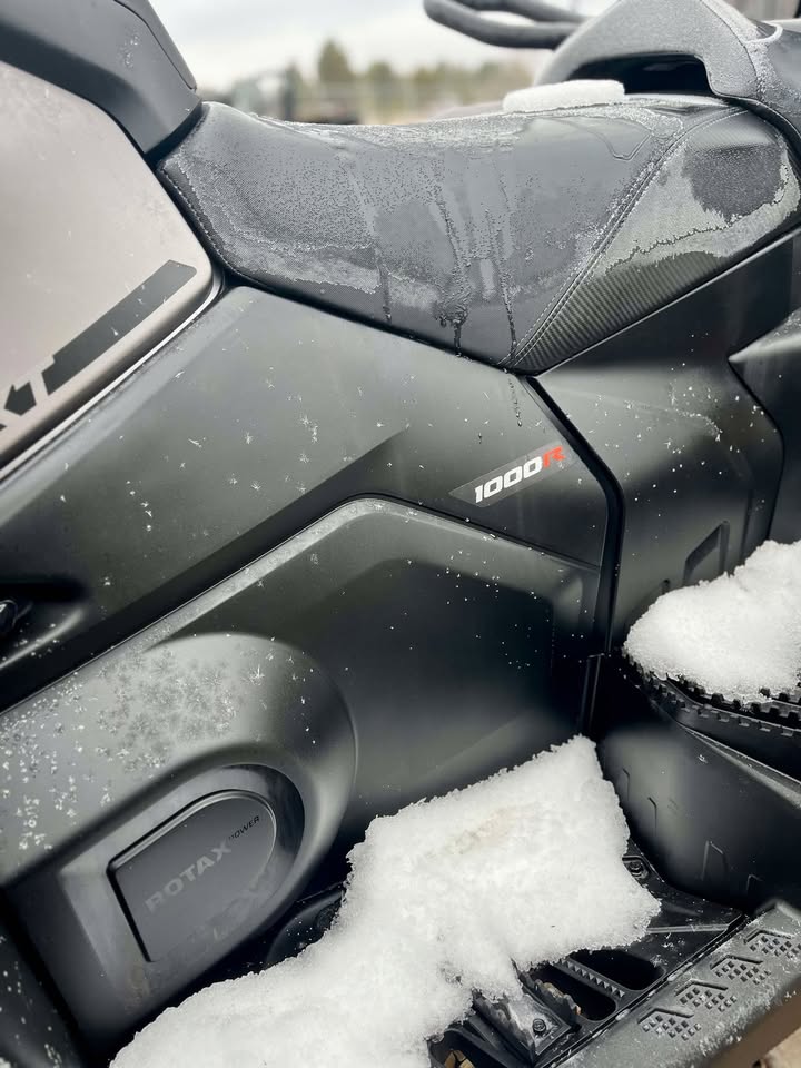 Can-Am Outlander MAX XT 1000R