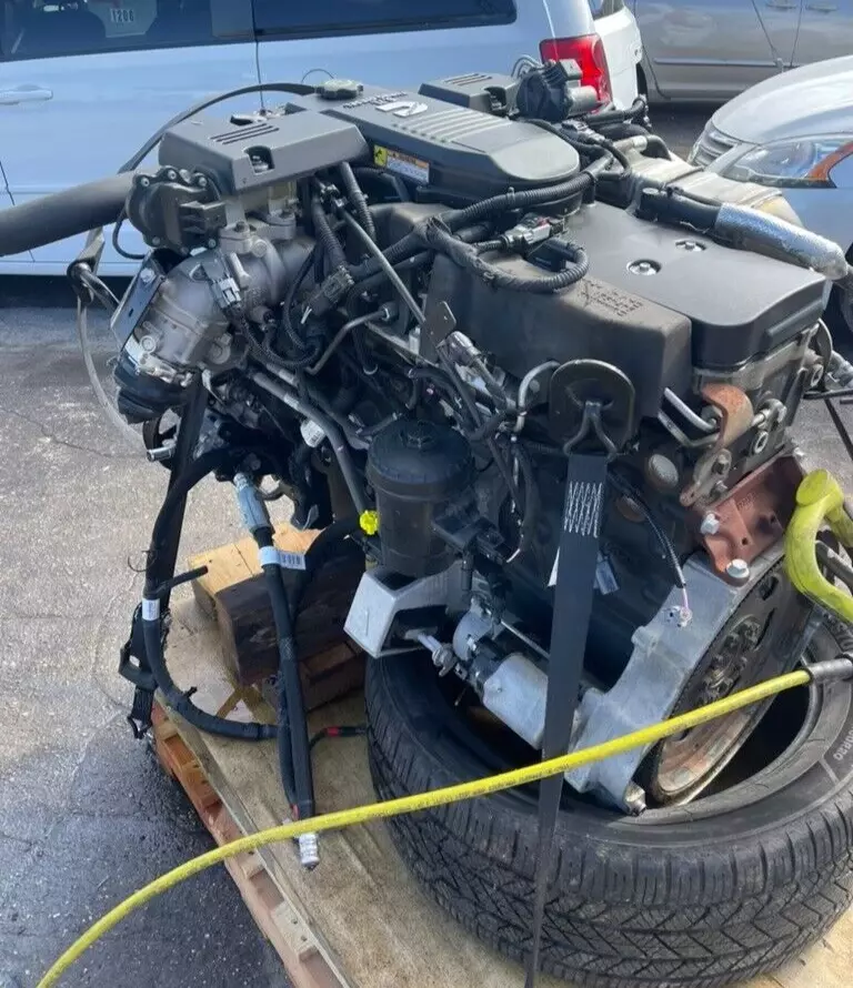 Cummins 6.7L Diesel Engine