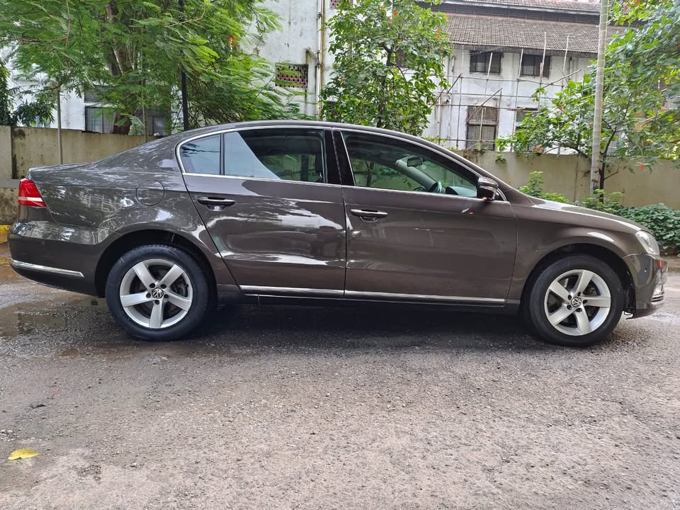 Volkswagen Passat Estate TDI DSG 2012