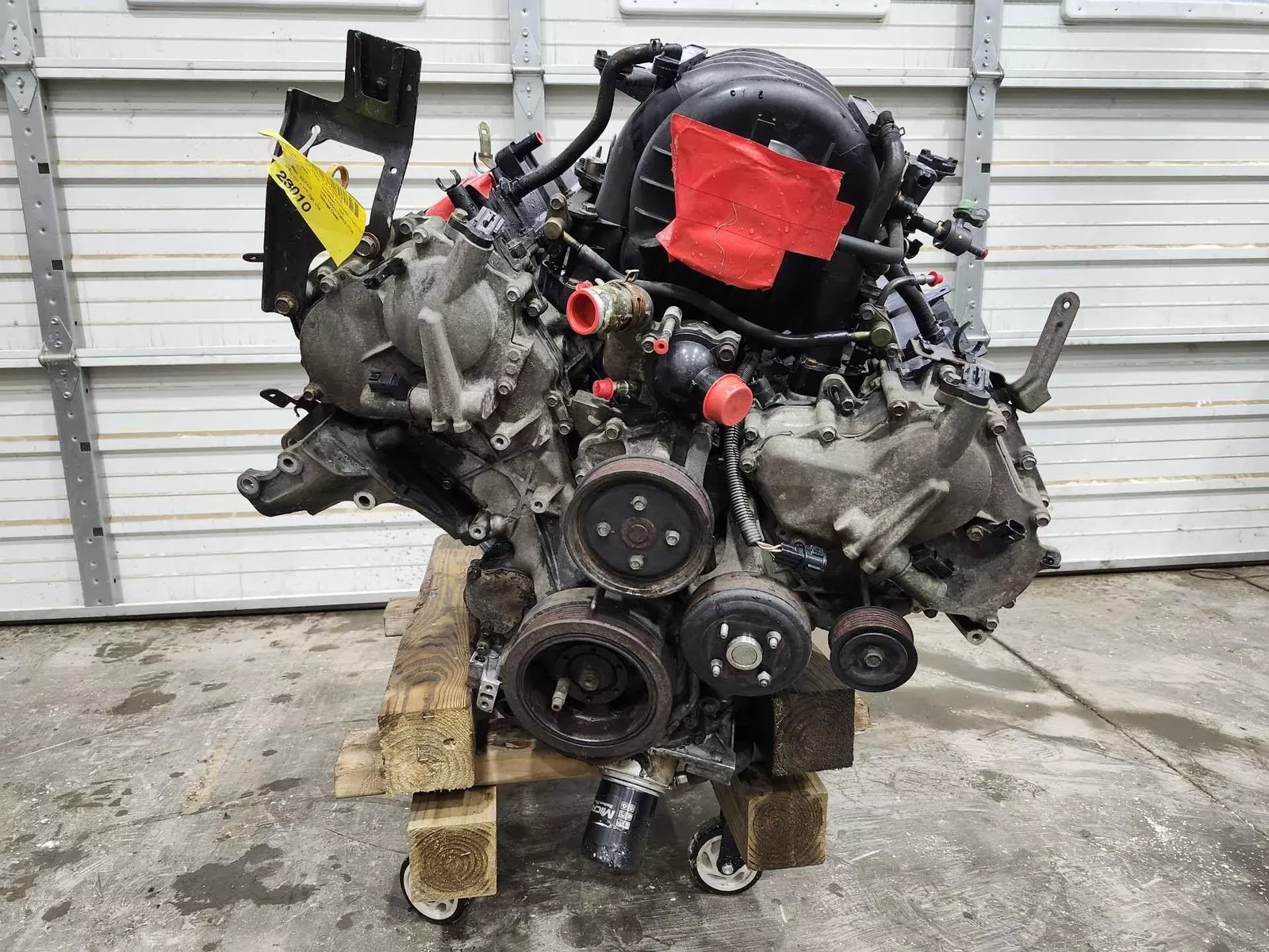 Nissan VK56DE 5.6L V8 Engine