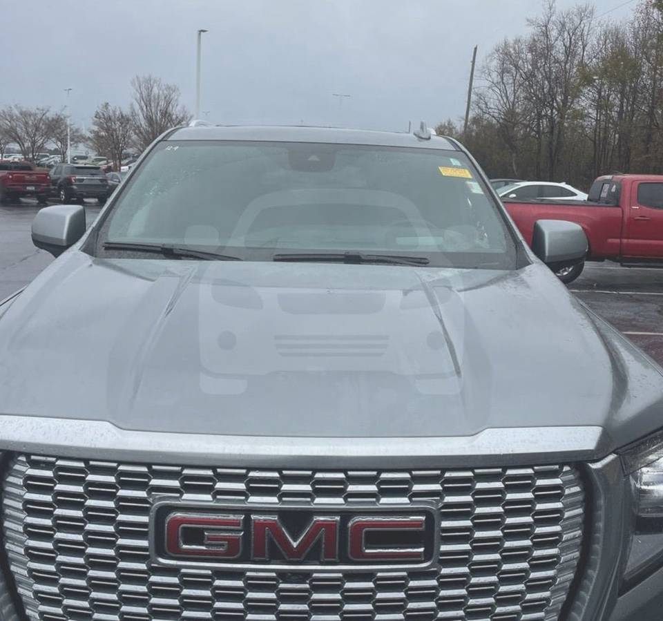 GMC Yukon Denali 2023